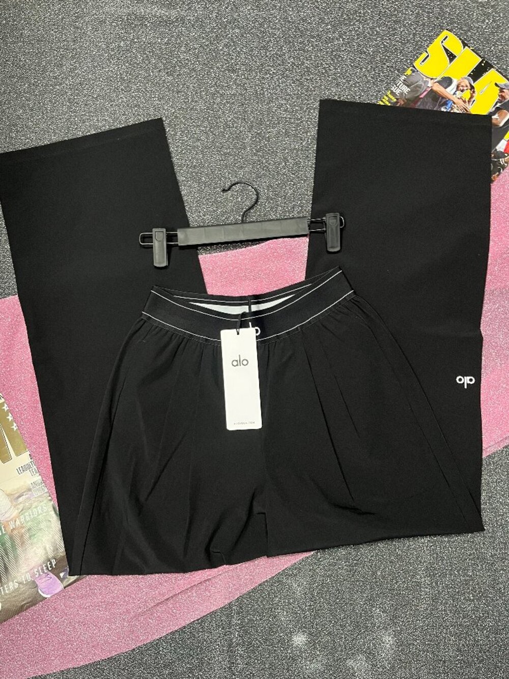 ALO Yoga Suit Up Trouser Black (Regular XS) Straight-leg Quiet Luxury🖤 - Picture 6 of 8